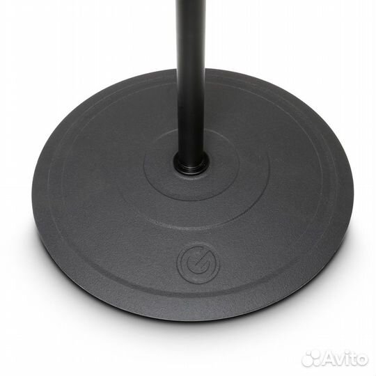 Прямая микрофонная стойка на круглом основании Gra