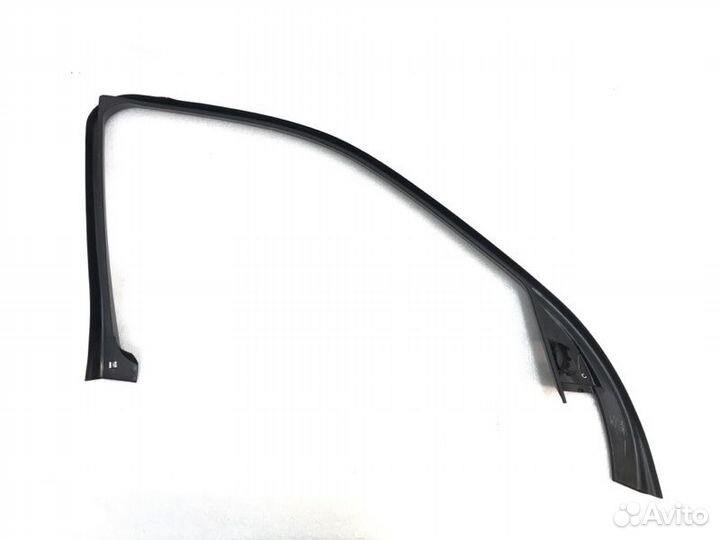 Рамка стекла двери передняя правая Bmw X5 E70 2010