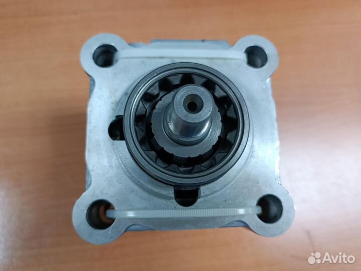 Коробка отбора мощности под кардан ZF