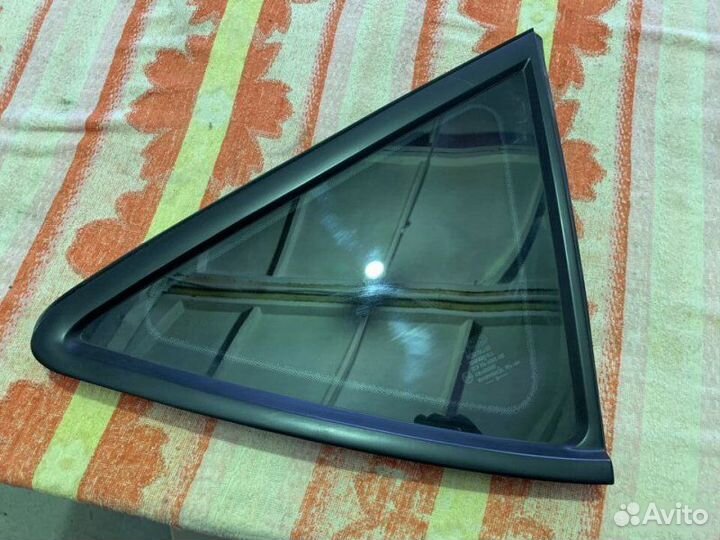 Форточка задняя правая Kia Сeed ED 2010-2012