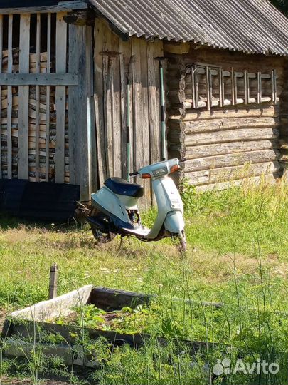 Скутер Yamaha mint