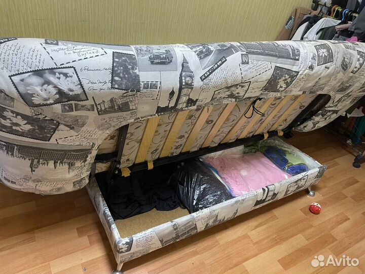 Диван клик-кляк