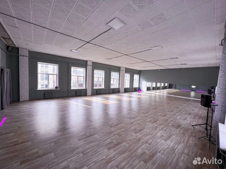 Танцевальный зал в почасовую аренду