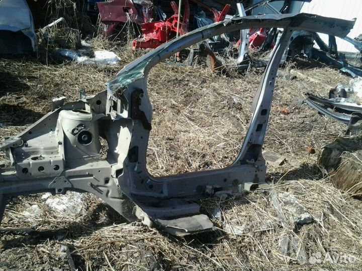 Лонжерон передний прав Nissan Note (E11) 2006-2013