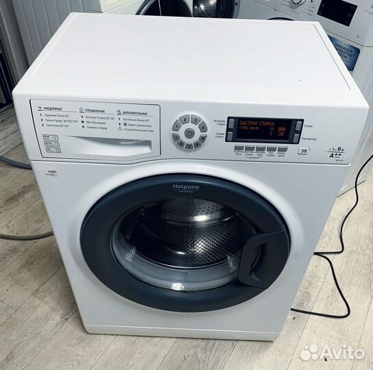 Стиральная машина Hotpoint Ariston 6кг с Паром