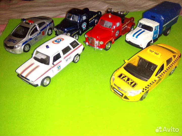 Набор машинок по штучно 150