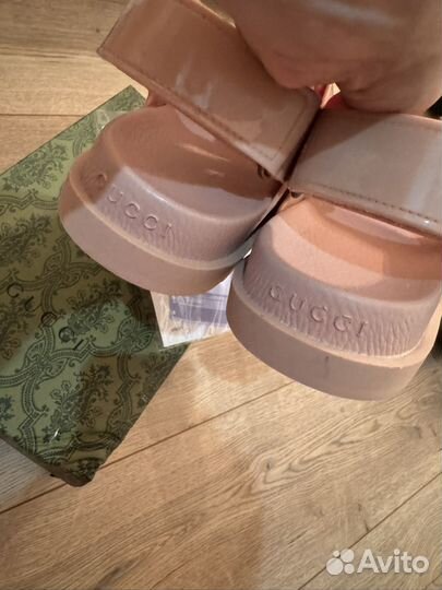 Сандалии gucci женские новые