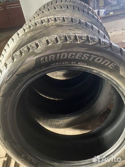 Bridgestone Blizzak DM-V2 225/55 R18 98T