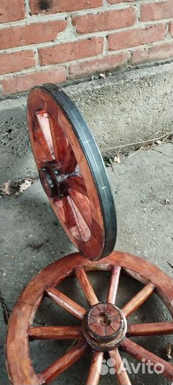 Колесо деревянное от телеги