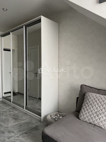 2-к. квартира, 45 м², 3/3 эт.