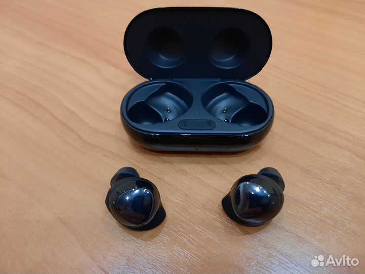 Наушники Samsung Galaxy Buds и Buds plus оригинал