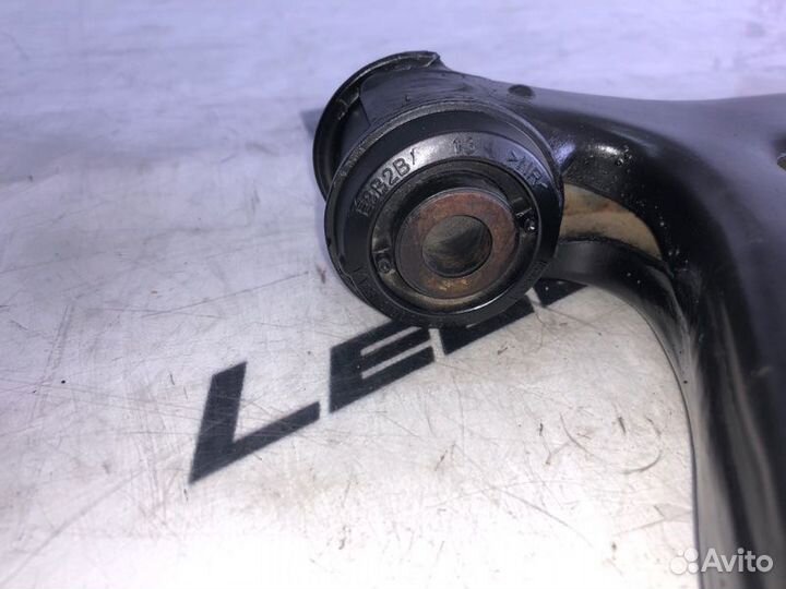 Рычаг передний правый Ford Focus D4204T 2012