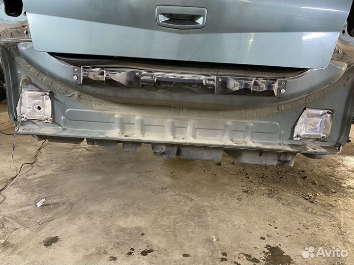 Крыло заднее задняя часть Renault Megane II (2002–