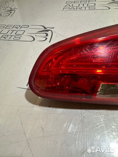 Фонарь в крышку багажника правый Kia Ceed JD D4FB