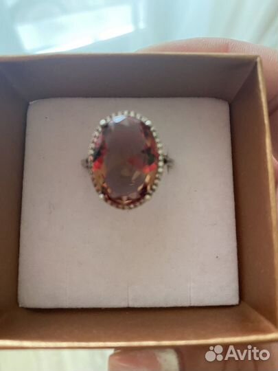 Серебряное кольцо с султанитом