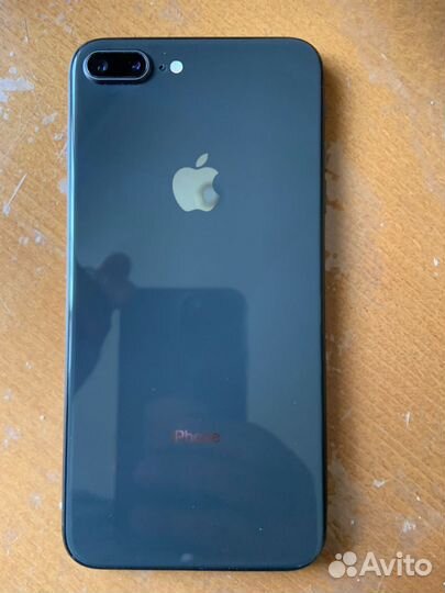 iPhone 8 Plus, 64 ГБ