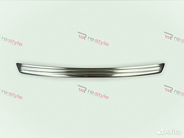 Накладка заднего бампера Toyota Camry 50