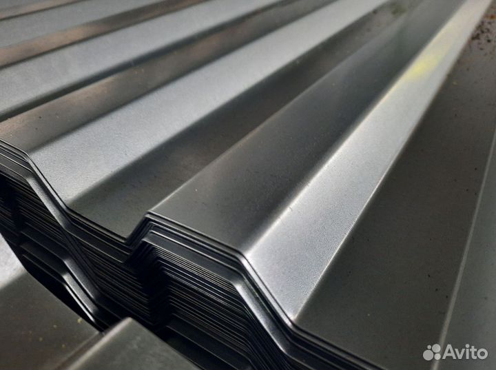 Профнастил оцинкованный окрашенный Н-57 0,65х750