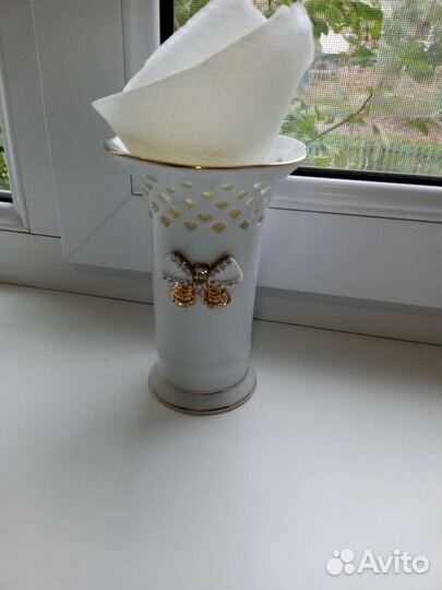 Ваза фарфоровая Лефард