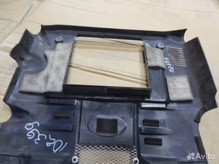 Крышка двигателя декоративная