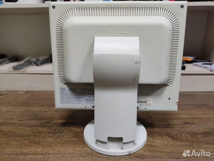 Монитор NEC 17 дюймов