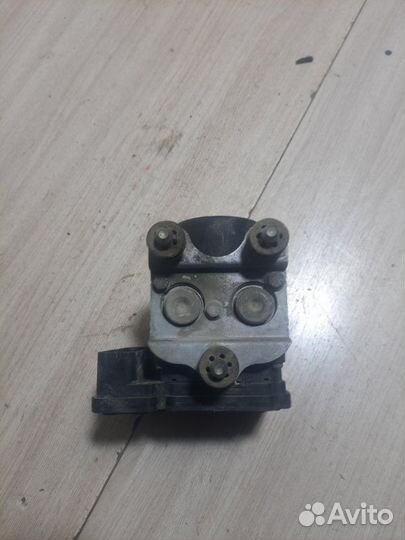 Блок ABS Volkswagen Transporter Т5 3.2 BKK(бкк)