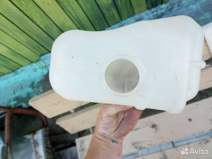 Расширительный бачок ваз 2114