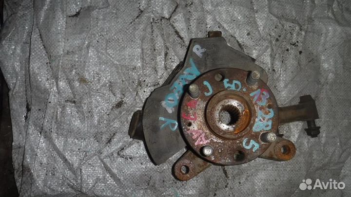 Кулак поворотный передний правый Chevrolet Aveo