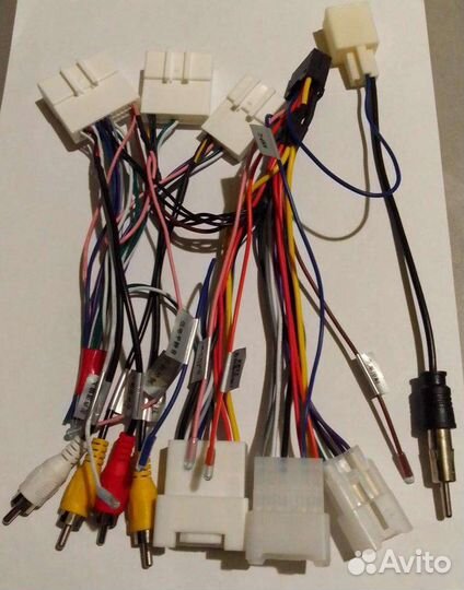 Разъёмы для магнитолы Тойота Камри