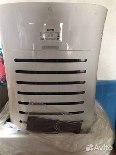 Увлажнитель Очиститель воздуха Bork A 704