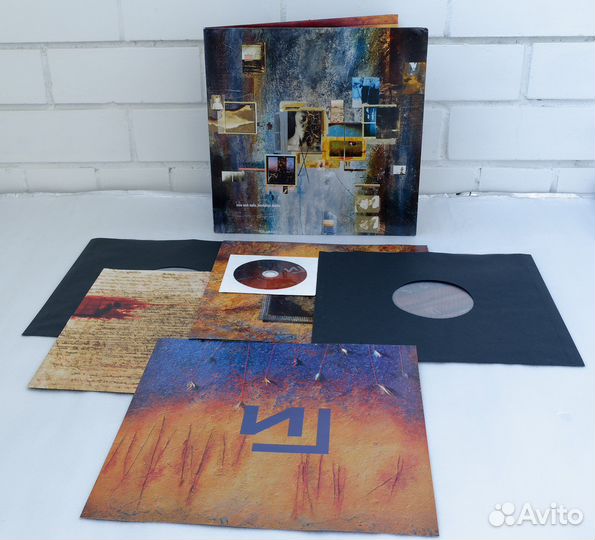 Nine Inch Nails - Hesitation Marks (2013)