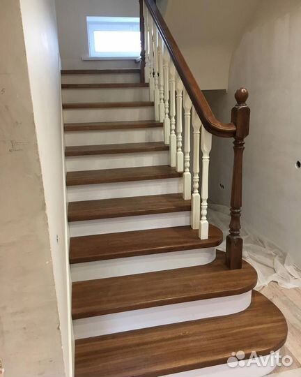 Изготовление лестниц на заказ