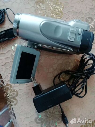 Видеокамера jvc