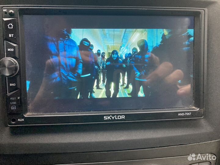 Магнитола skylor