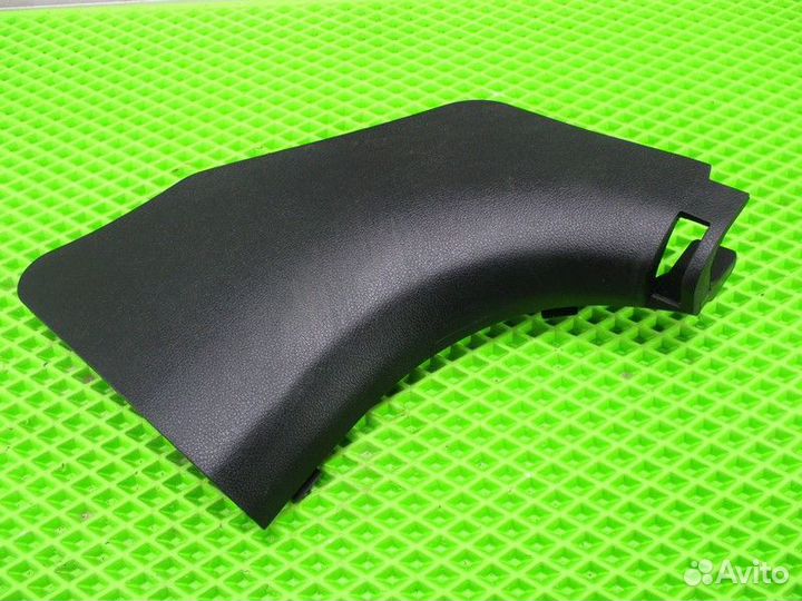 Накладка порога передняя левая Kia Rio 4 X-Line