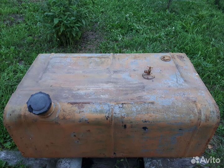 Топливный бак