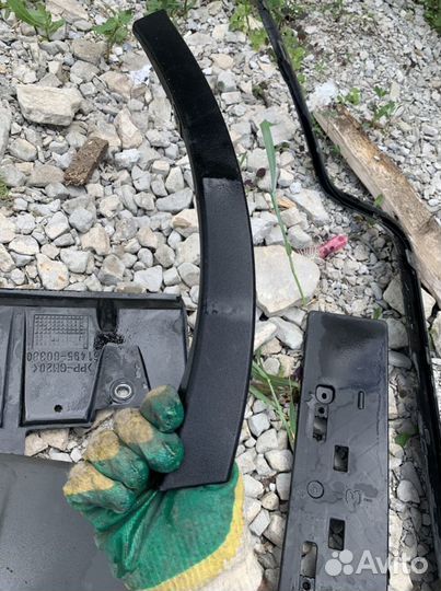 Расширитель передний левый Тойота Рав4 2012-2015