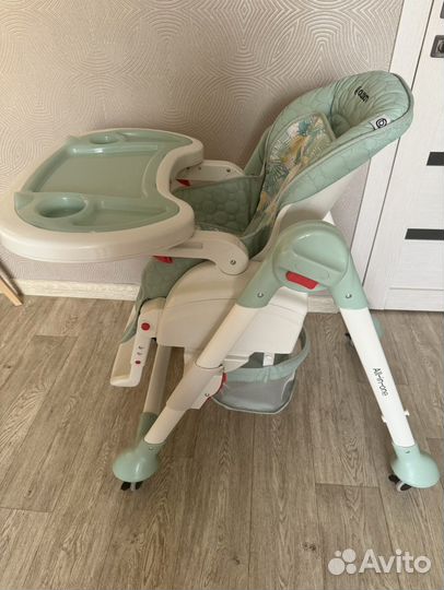 Стульчик для кормления Olsson all-in-one