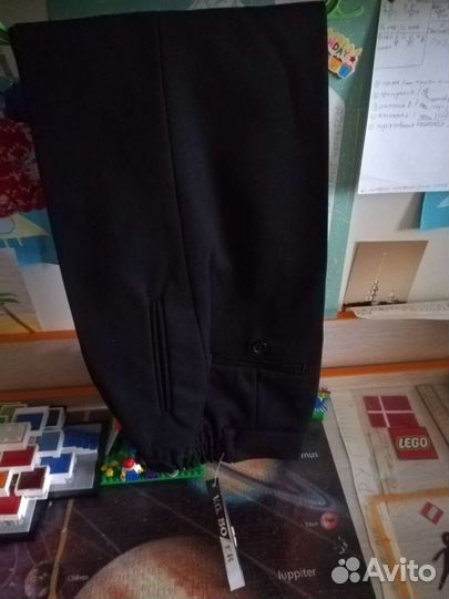 Костюм-тройка классический р-р 128-134