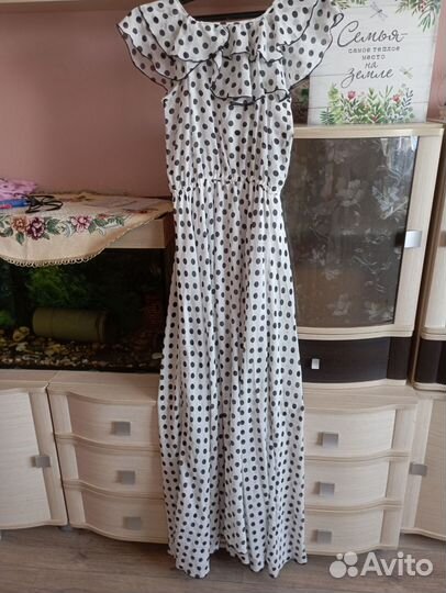 Пакет платьев 46-48