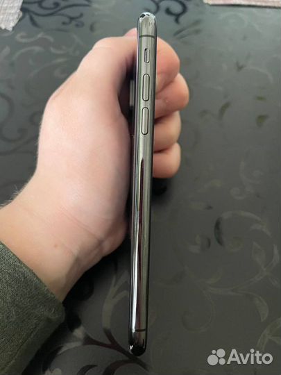 iPhone Xs, 256 ГБ