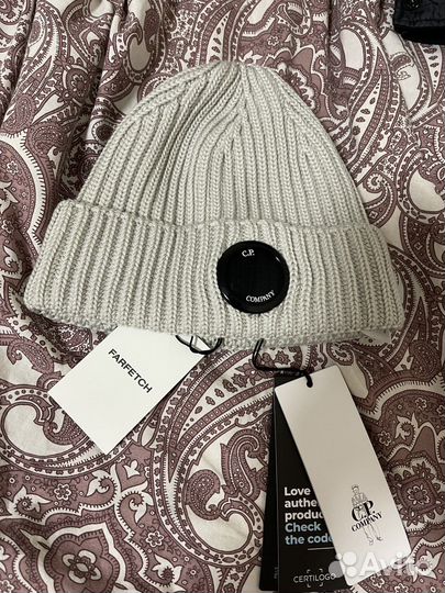 Шапка CP Company Новая Оригинал