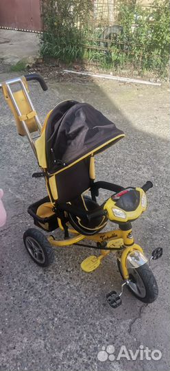 Трехколесный велосипед