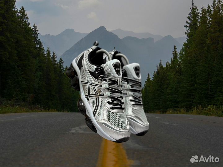 Кроссовки Asics