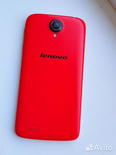 Lenovo S820