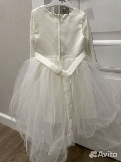 Платье для девочки новое
