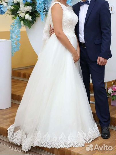 Свадебное платье