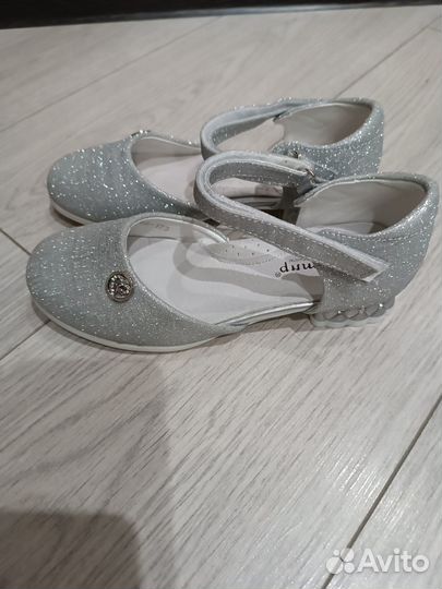 Туфли для девочки р. 32