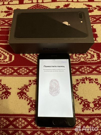 iPhone 8 Plus, 64 ГБ