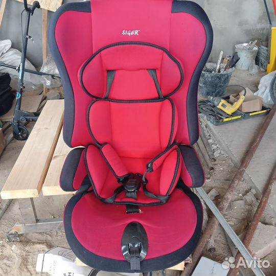 Автомобильное детское кресло автокресло